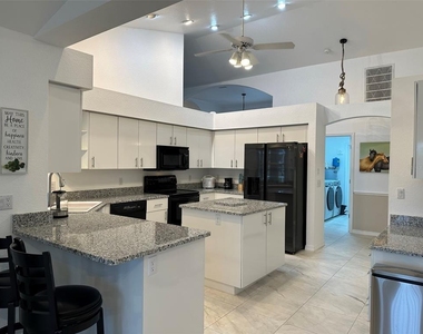 1238 Yorkshire Street - Photo Thumbnail 13