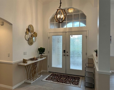 1238 Yorkshire Street - Photo Thumbnail 4