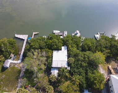 8144 Little Gasparilla Island - Photo Thumbnail 32