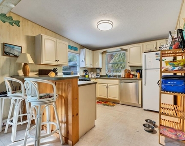 8144 Little Gasparilla Island - Photo Thumbnail 9