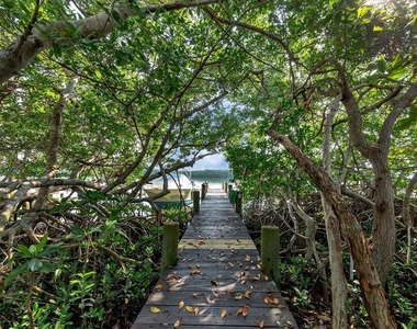 8144 Little Gasparilla Island - Photo Thumbnail 28