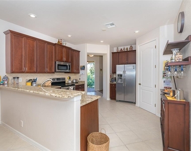 431 Albatross Road - Photo Thumbnail 7