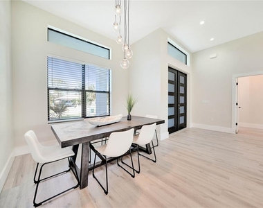 3600 Cincinnati Street - Photo Thumbnail 17