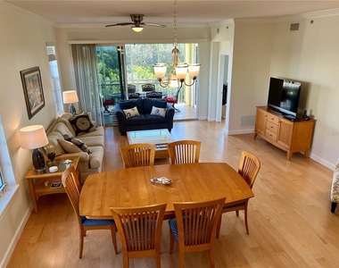 8561 Amberjack Circle - Photo Thumbnail 6