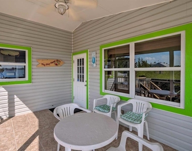 8876 Bay Street - Photo Thumbnail 2