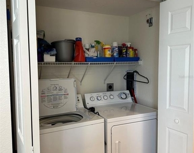 9550 Fiddlers Green Circle - Photo Thumbnail 8