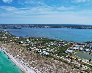 9350 Little Gasparilla Island - Photo Thumbnail 13
