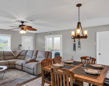 2684 Titania Road - Photo Thumbnail 11