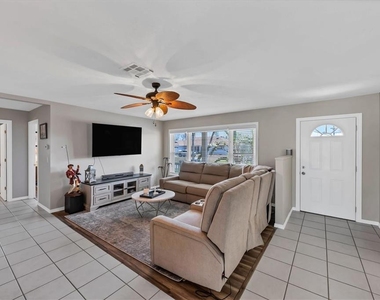 2684 Titania Road - Photo Thumbnail 10