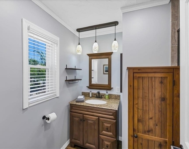 2684 Titania Road - Photo Thumbnail 19