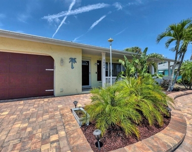 2684 Titania Road - Photo Thumbnail 3