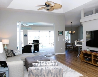 42 Mark Twain Lane - Photo Thumbnail 1