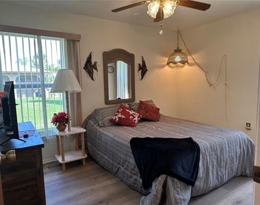 18625 Alphonse Circle - Photo Thumbnail 10