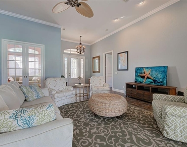 956 Boundary Boulevard - Photo Thumbnail 12