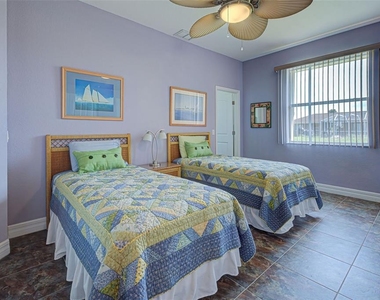 956 Boundary Boulevard - Photo Thumbnail 36