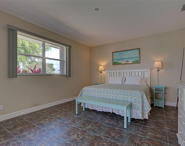 956 Boundary Boulevard - Photo Thumbnail 40