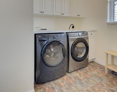 956 Boundary Boulevard - Photo Thumbnail 21