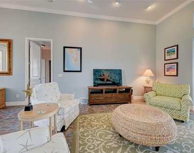 956 Boundary Boulevard - Photo Thumbnail 11