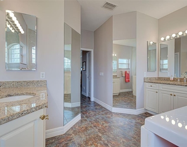 956 Boundary Boulevard - Photo Thumbnail 31