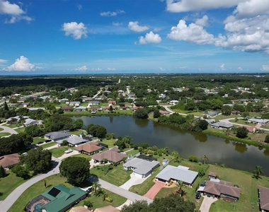 7403 Snow Drive - Photo Thumbnail 6