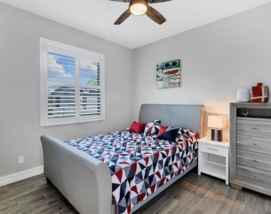 7403 Snow Drive - Photo Thumbnail 28