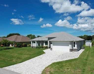 7403 Snow Drive - Photo Thumbnail 3