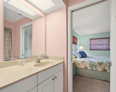 500 Green Dolphin Drive S - Photo Thumbnail 22