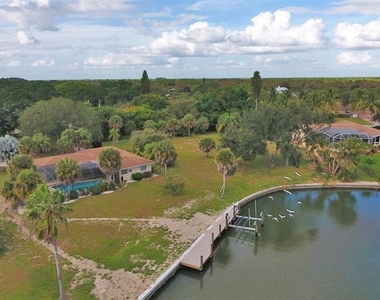 500 Green Dolphin Drive S - Photo Thumbnail 32