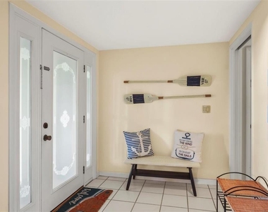 500 Green Dolphin Drive S - Photo Thumbnail 8