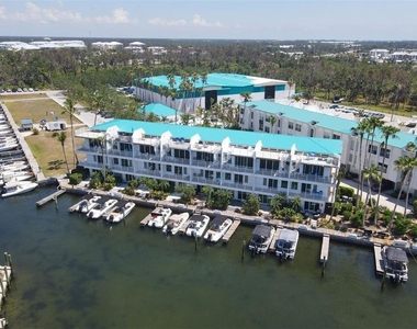 8272 Harborside Circle - Photo Thumbnail 29
