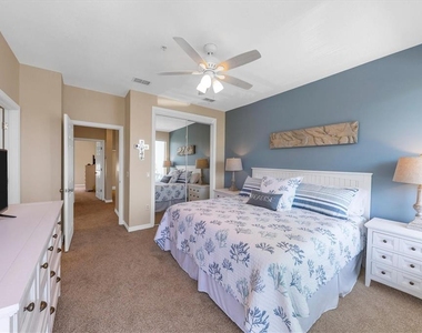 8272 Harborside Circle - Photo Thumbnail 8