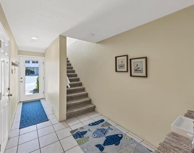 8272 Harborside Circle - Photo Thumbnail 5