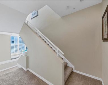 8272 Harborside Circle - Photo Thumbnail 6
