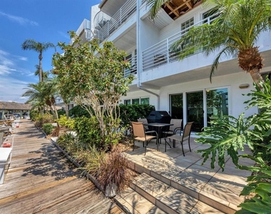 8272 Harborside Circle - Photo Thumbnail 26