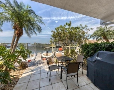 8272 Harborside Circle - Photo Thumbnail 25