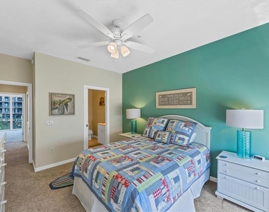 8272 Harborside Circle - Photo Thumbnail 13