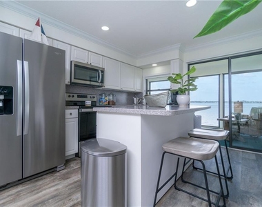5041 N Beach Rd. - Photo Thumbnail 2