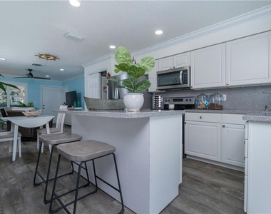 5041 N Beach Rd. - Photo Thumbnail 11