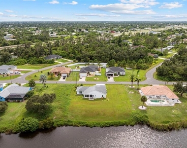 6460 Blueberry Drive - Photo Thumbnail 46