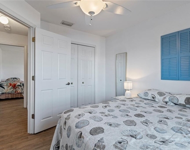 6460 Blueberry Drive - Photo Thumbnail 26