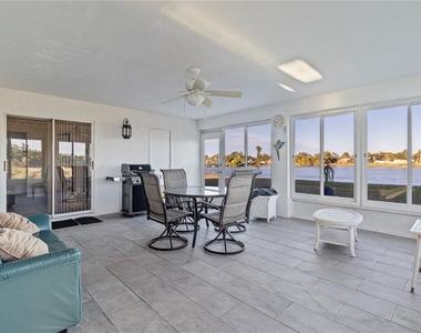 6460 Blueberry Drive - Photo Thumbnail 35