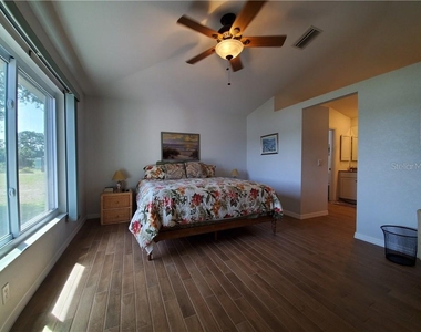 6460 Blueberry Drive - Photo Thumbnail 11