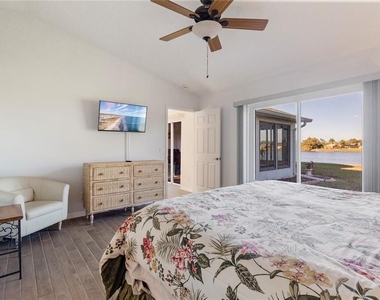 6460 Blueberry Drive - Photo Thumbnail 22