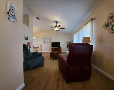6460 Blueberry Drive - Photo Thumbnail 6