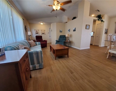 6460 Blueberry Drive - Photo Thumbnail 4
