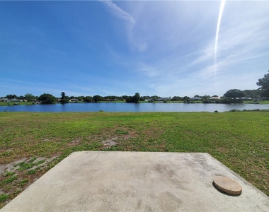6460 Blueberry Drive - Photo Thumbnail 18