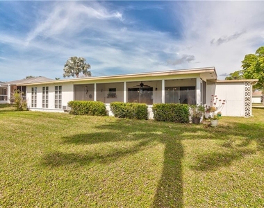 37 Oakland Hills Place - Photo Thumbnail 34