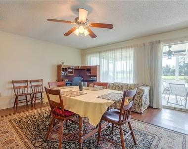 37 Oakland Hills Place - Photo Thumbnail 14