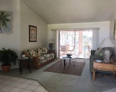7160 Carlsbad Terrace - Photo Thumbnail 2