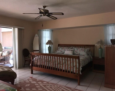 7160 Carlsbad Terrace - Photo Thumbnail 8
